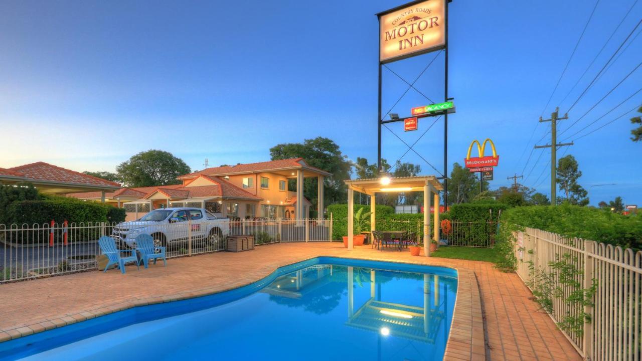 גונדיווינדי Country Roads Motor Inn מראה חיצוני תמונה