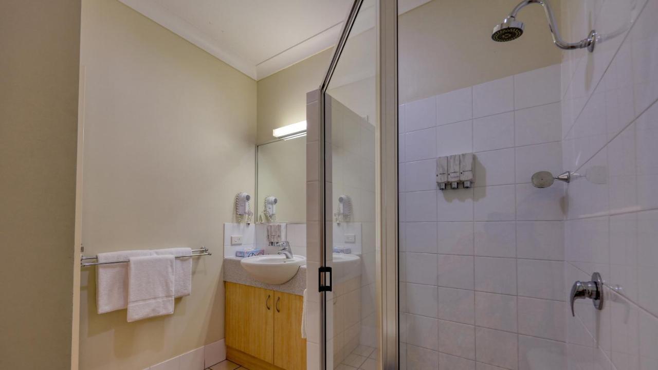 גונדיווינדי Country Roads Motor Inn מראה חיצוני תמונה
